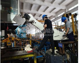 库卡机器人KR470-2 PA/FLR KR360 R2830保养